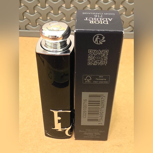 Dior Addict Hydrating Shine Lipstick - 716 Dior Cannage. BNIB - Picture 6 of 6